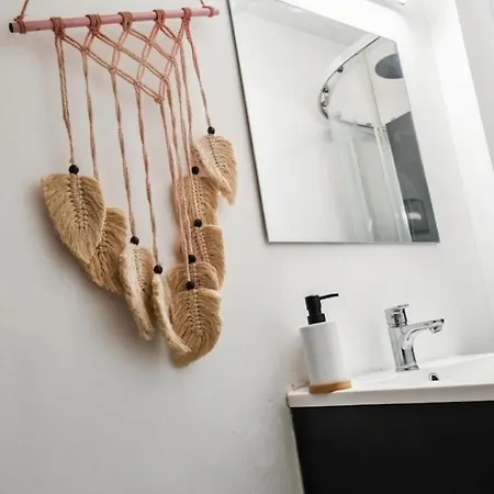 Cocon Moderne à Deux Pas De La Gare Idéal Couple Clermont-Ferrand