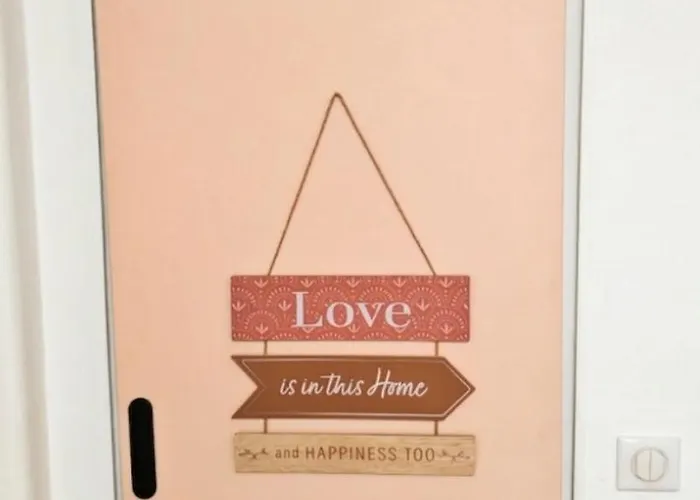 Cocon Moderne à Deux Pas De La Gare Idéal Couple Apartamento